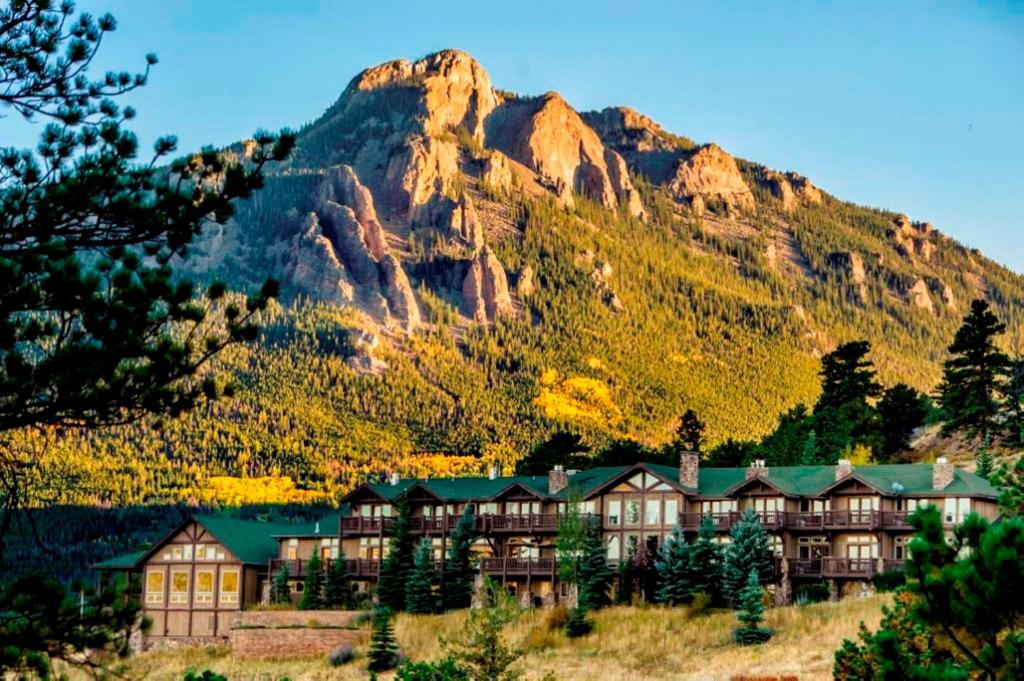 Taharaa Mountain Lodge image