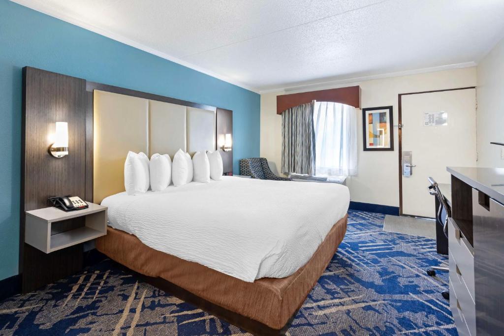 Best Western Franklin Inn image