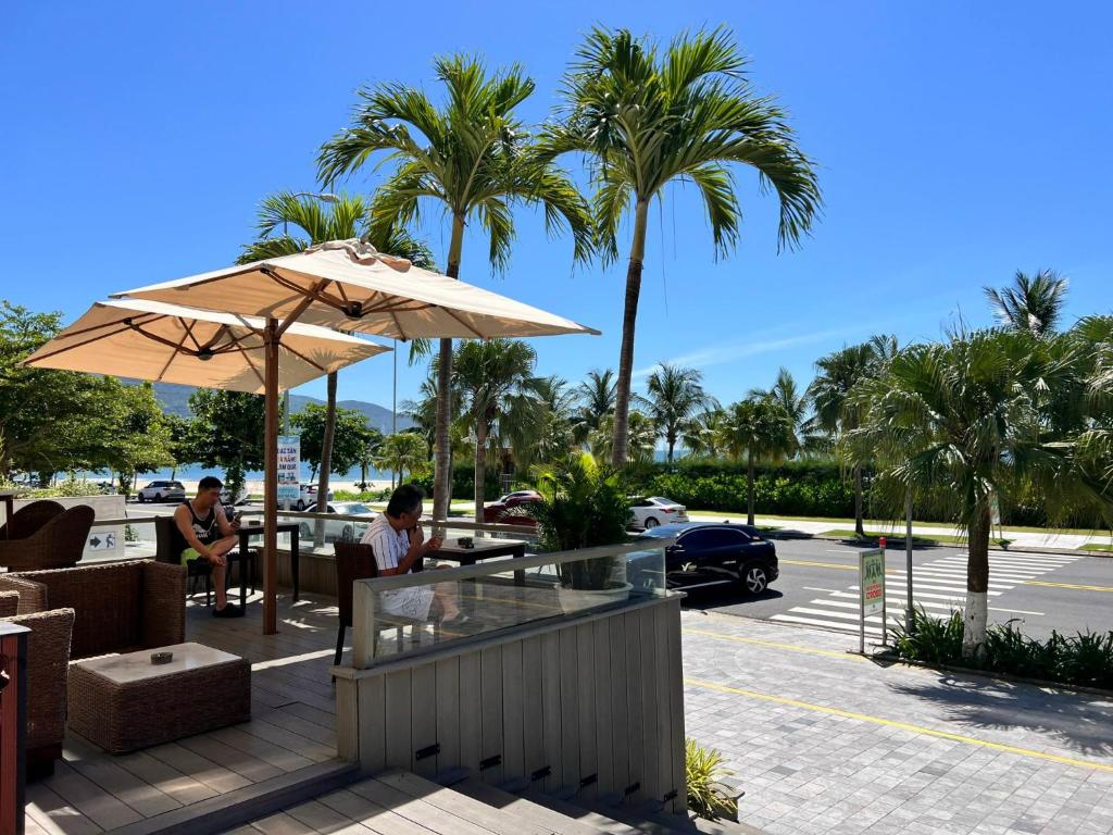 Ocean view luxury apartment in My Khe beach