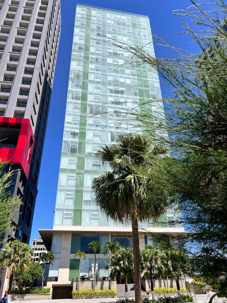 Ocean view luxury apartment in My Khe beach