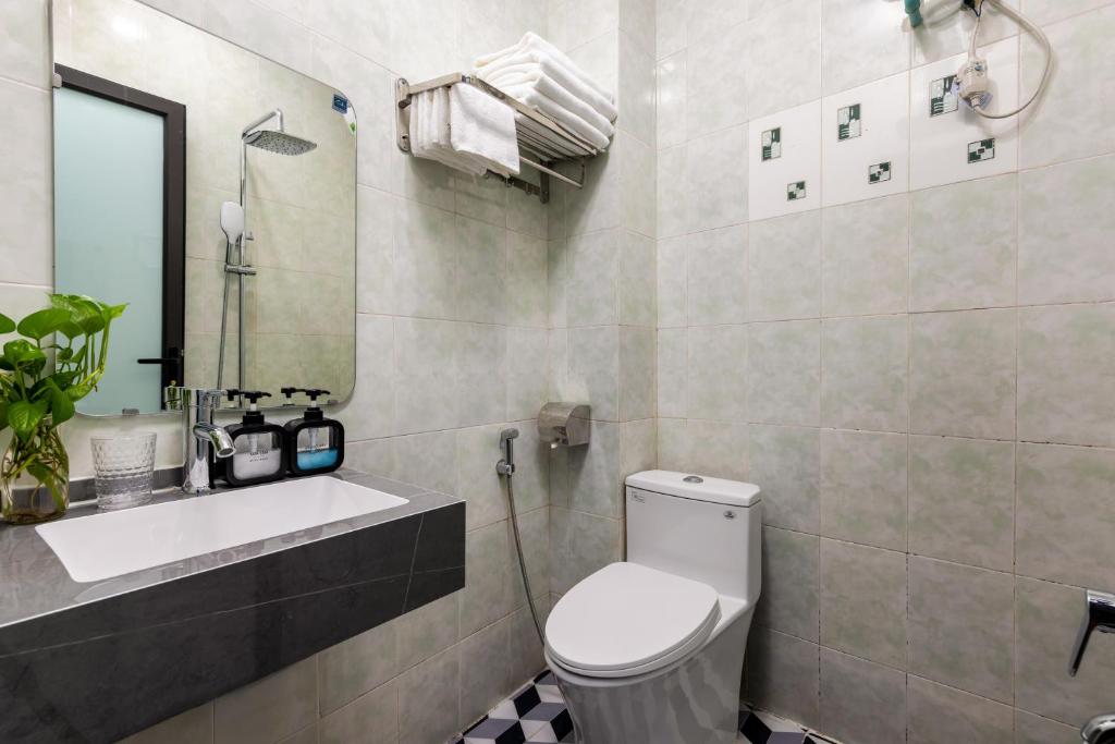 Hanoi Walking Street Hotel