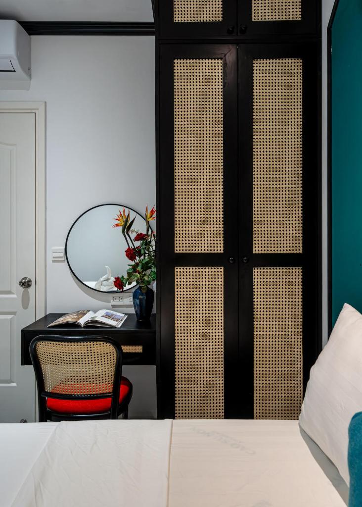 Otis Soho Saigon Balcony Apartment