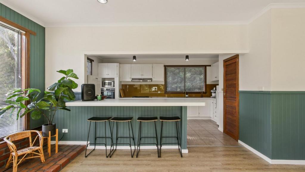 Treetop Retreat House