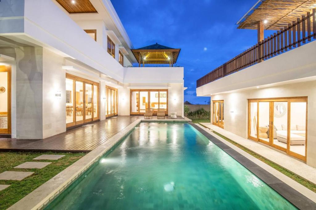 Opulent 6 Br In With Ocean View, 5 Mins To Savaya photo 1