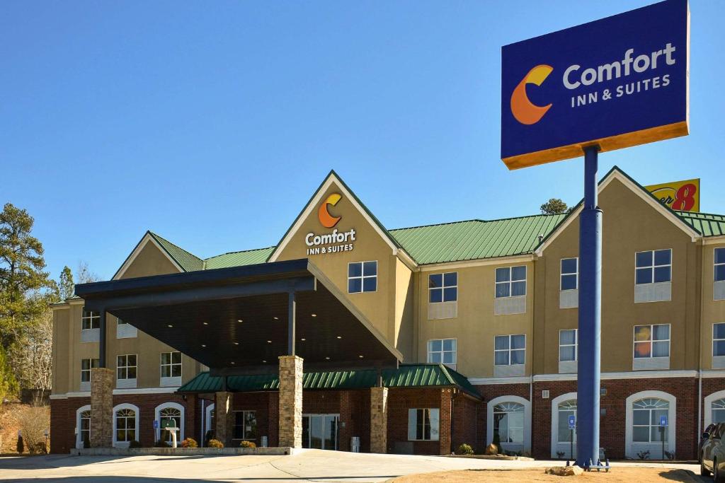 Comfort Inn & Suites Cartersville - Emerson Lake Point image