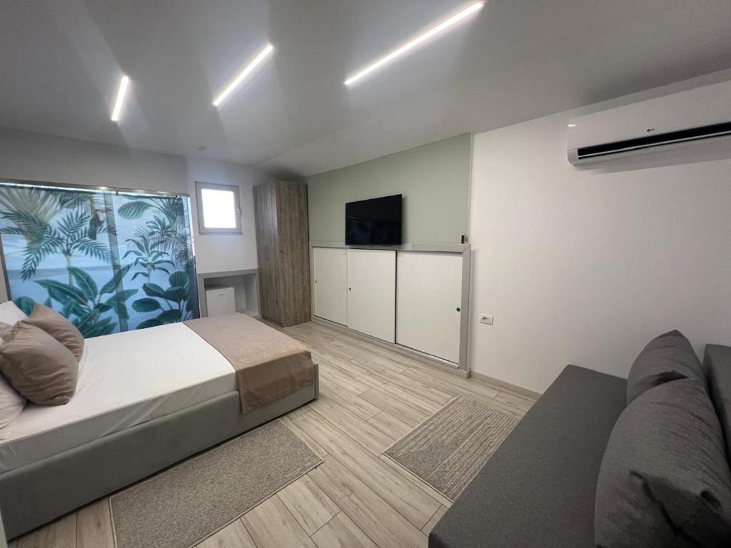 Coral Home photo 3