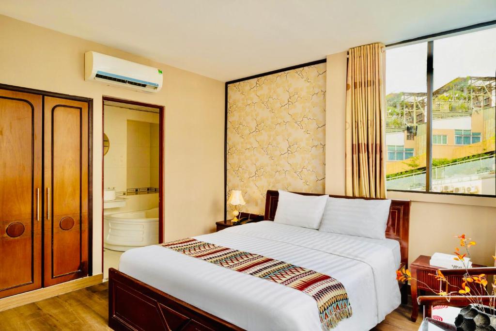 Daystars Saigon Hotel