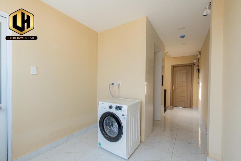 Luxury Home Sai Gon 3