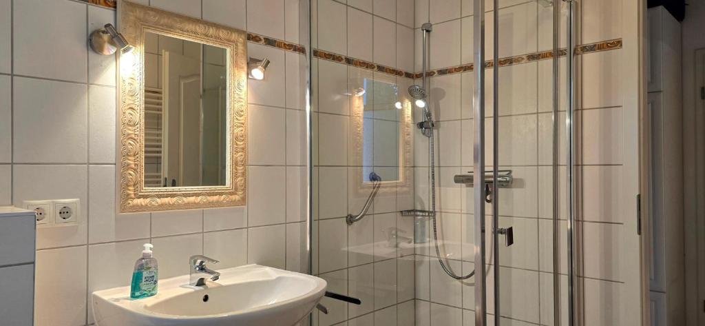 Ferienwohnung T11 - Tap to explore photos
