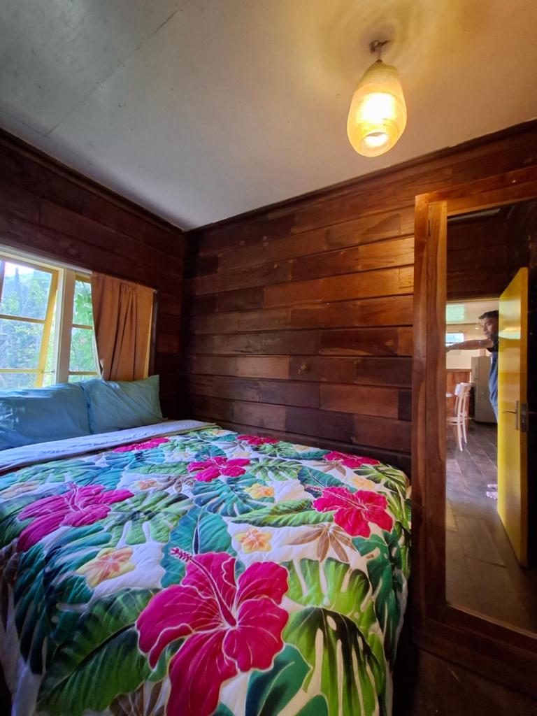 3 Bedroom Lake House photo 4