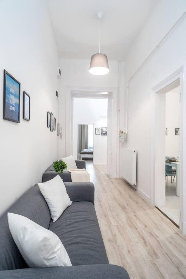 Extra central brand new and large AC apartment - Tap to explore photos