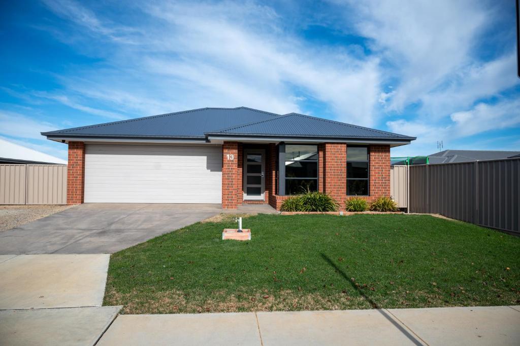 Grevillea House