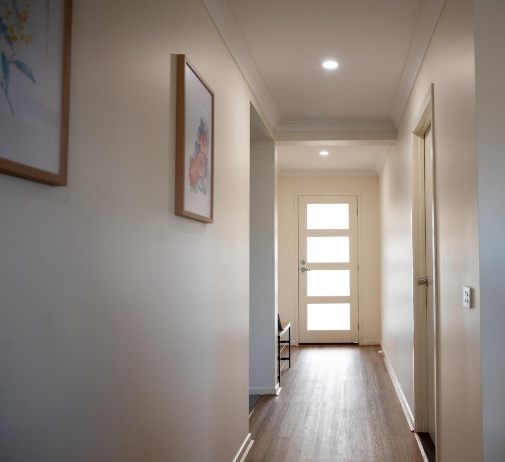 Grevillea House photo 3