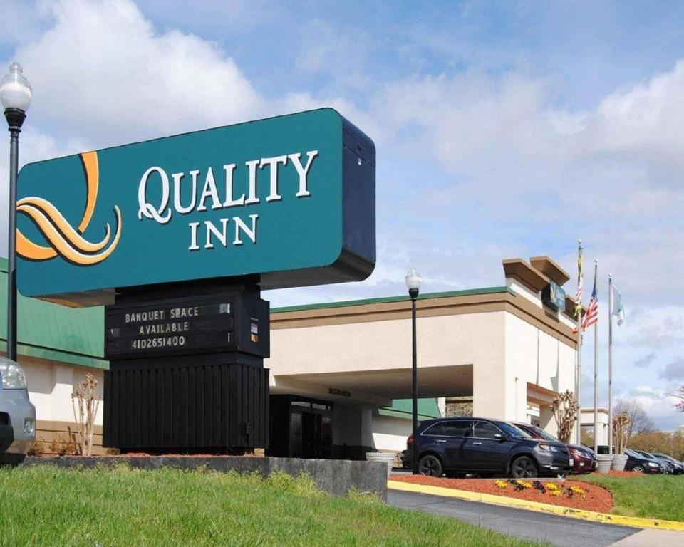 Quality Inn Windsor Mill image