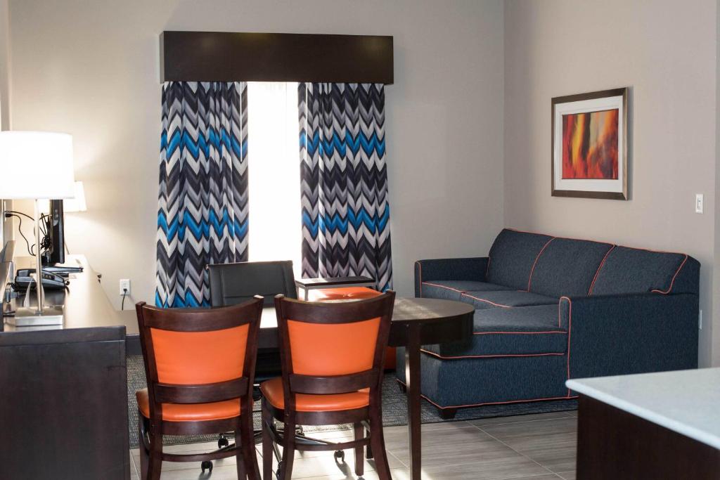 Holiday inn Express & Suites Oklahoma City Southeast, an IHG Hotel photo 3