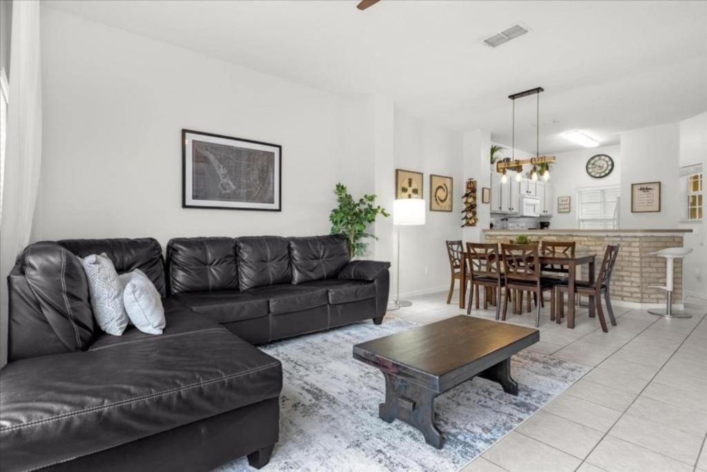 3 Bedrooms- 2,5 Bathrooms- Encantada 8529 Bl image