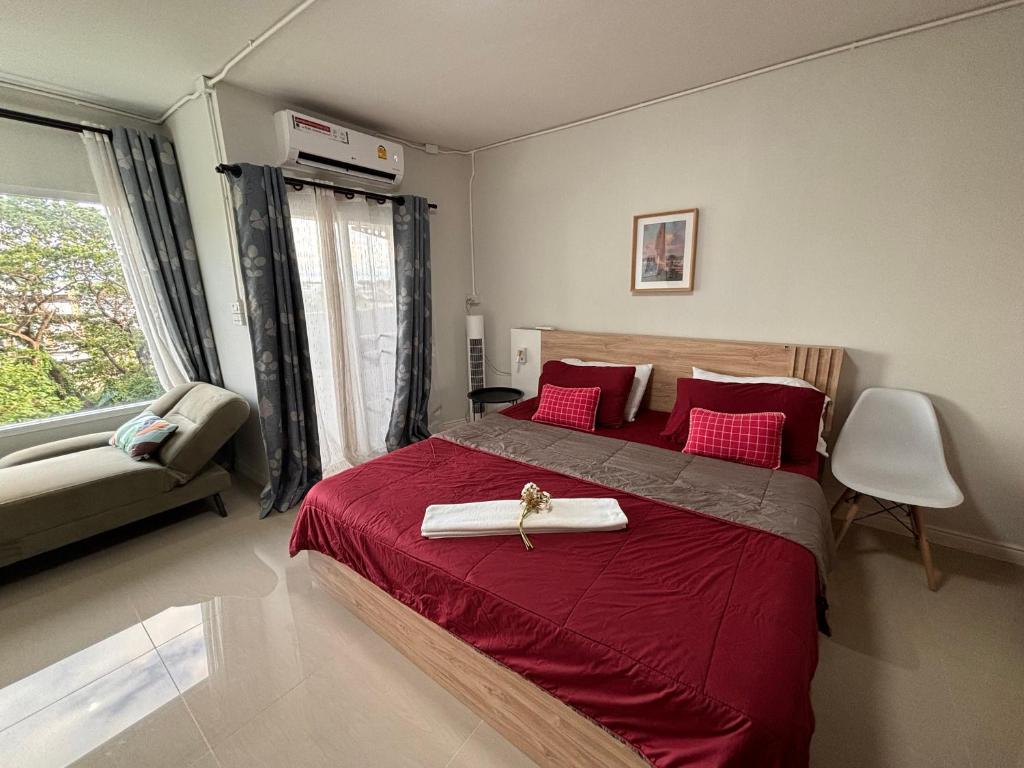 Private room hosted by Boyce 401, Chiang Mai