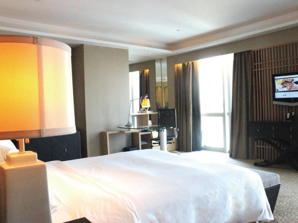 Sofitel Nanjing Galaxy Suning - Tap to explore photos