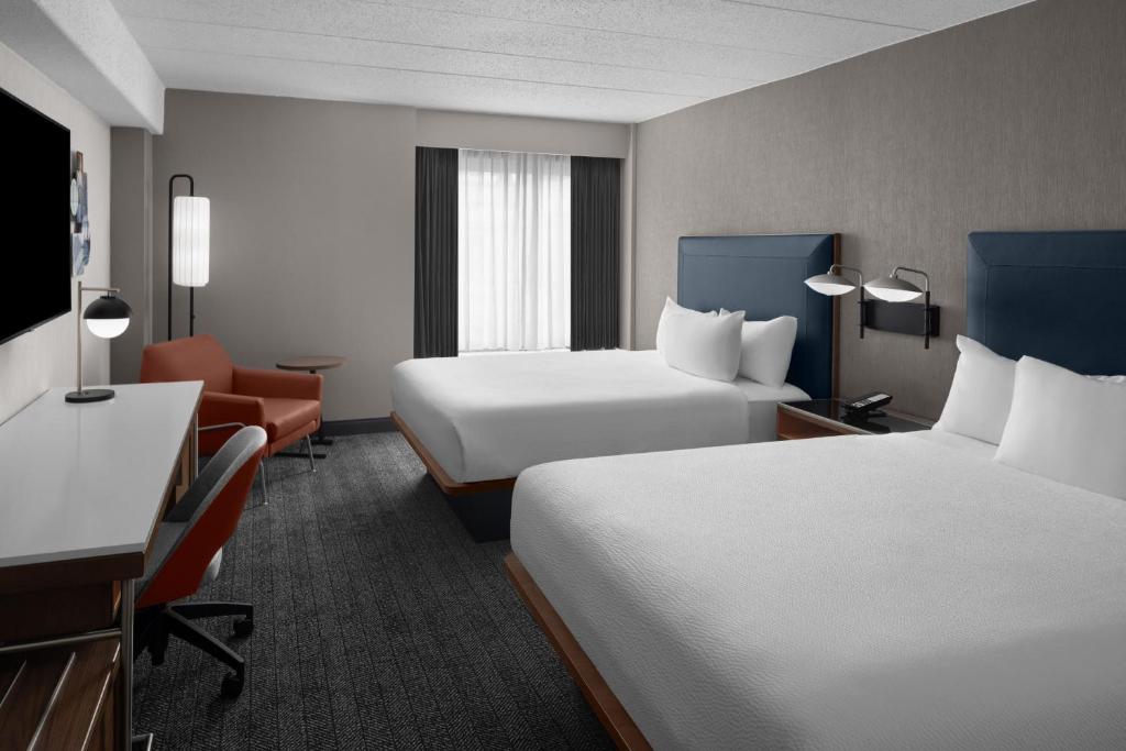 Courtyard by Marriott Pittsburgh University Center image