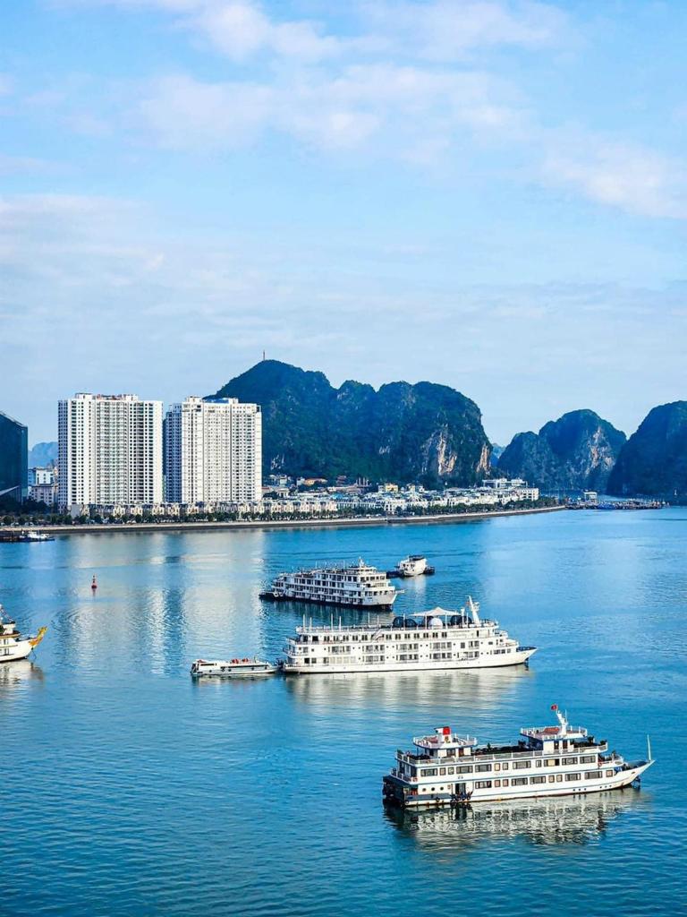 S1-2818 Sapphire Charming Homestay Halong - Hai phòng ngủ