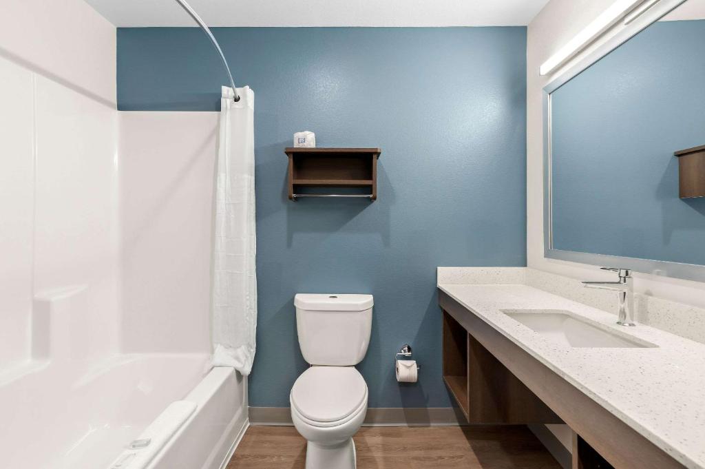 Woodspring Suites Indio - Coachella Valley - Tap to explore photos