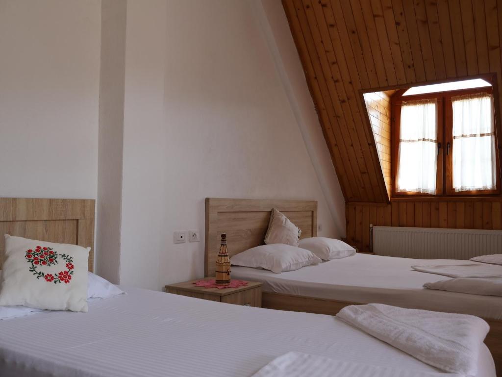 MIK Hotel Valbona photo 3
