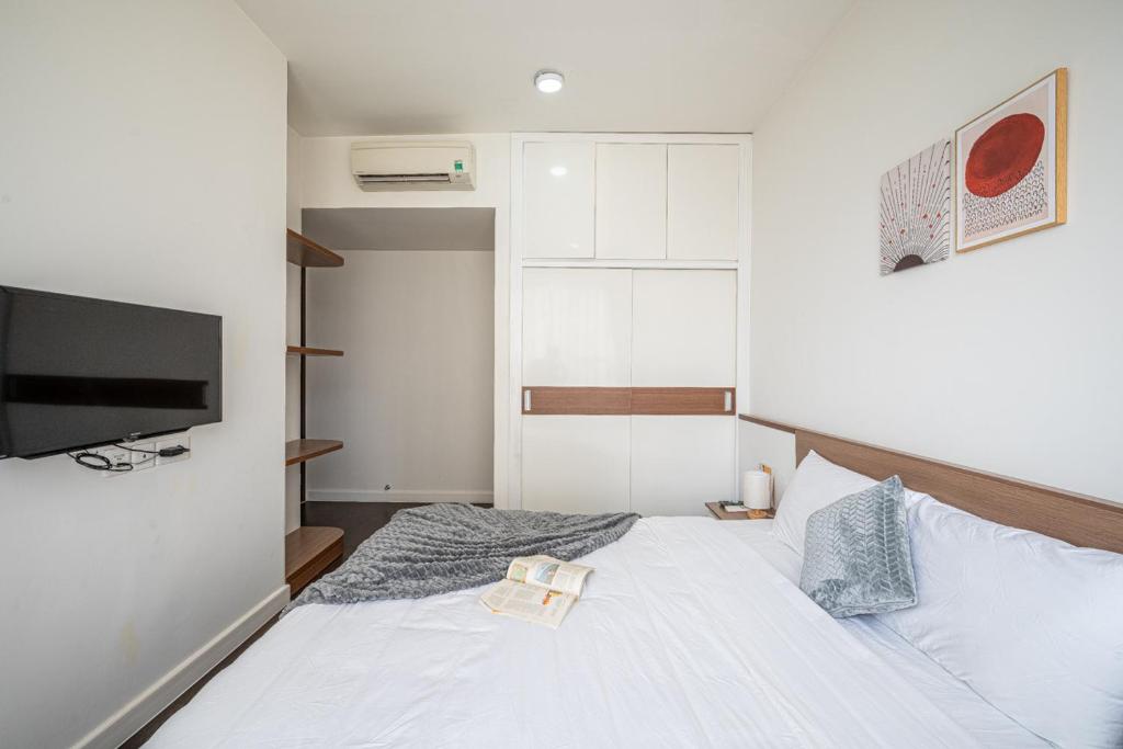 Double N Apartment - Near Ben Thanh Market - Free Pool, Gym - Riverside View