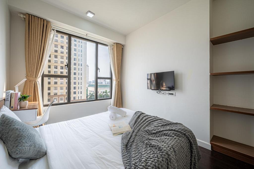 Double N Apartment - Near Ben Thanh Market - Free Pool, Gym - Riverside View