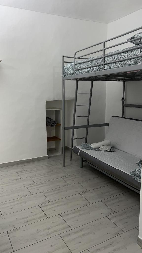 Bed2Go Brescia, Turin
