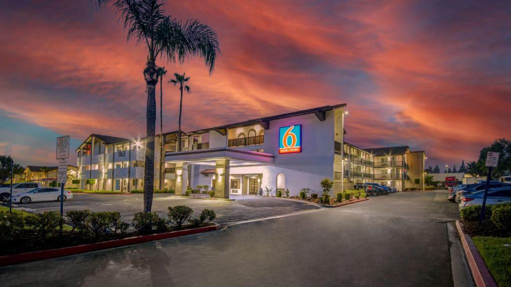 Studio 6 Ontario, Ca - Convention Center - Airport image