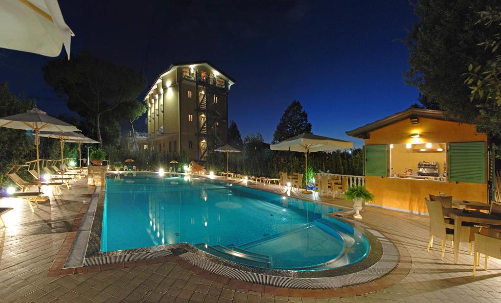 Hotel Villa Tiziana photo 4