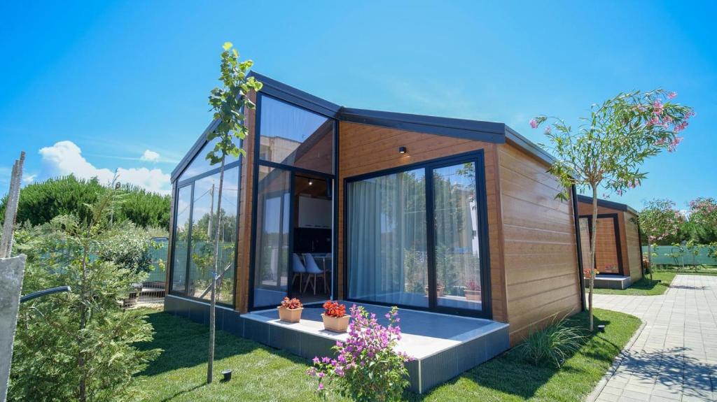 The Bungalow's photo 2