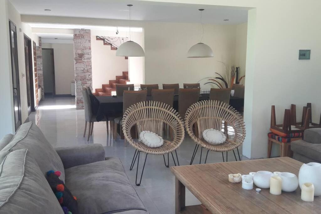 casa en el corazon de chacras de coria photo 2