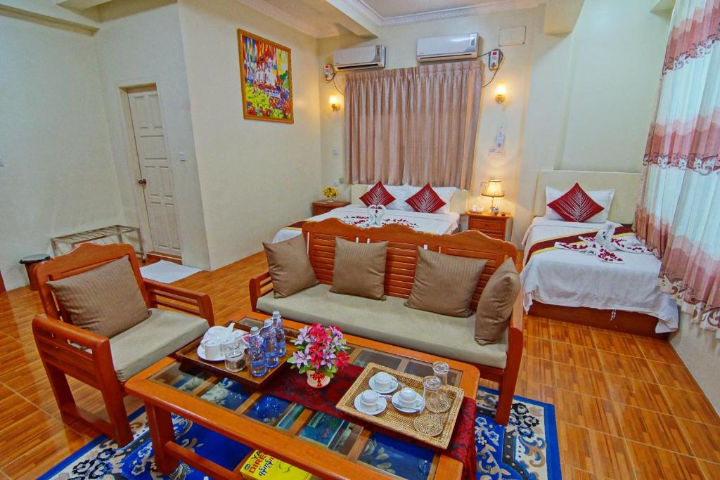 79 Living Hotel photo 2