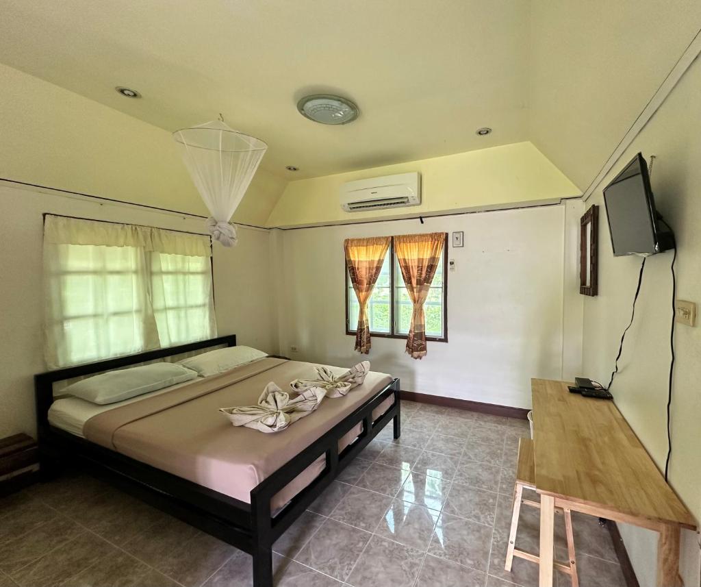 JJ&J Garden Room Type - Queen Room