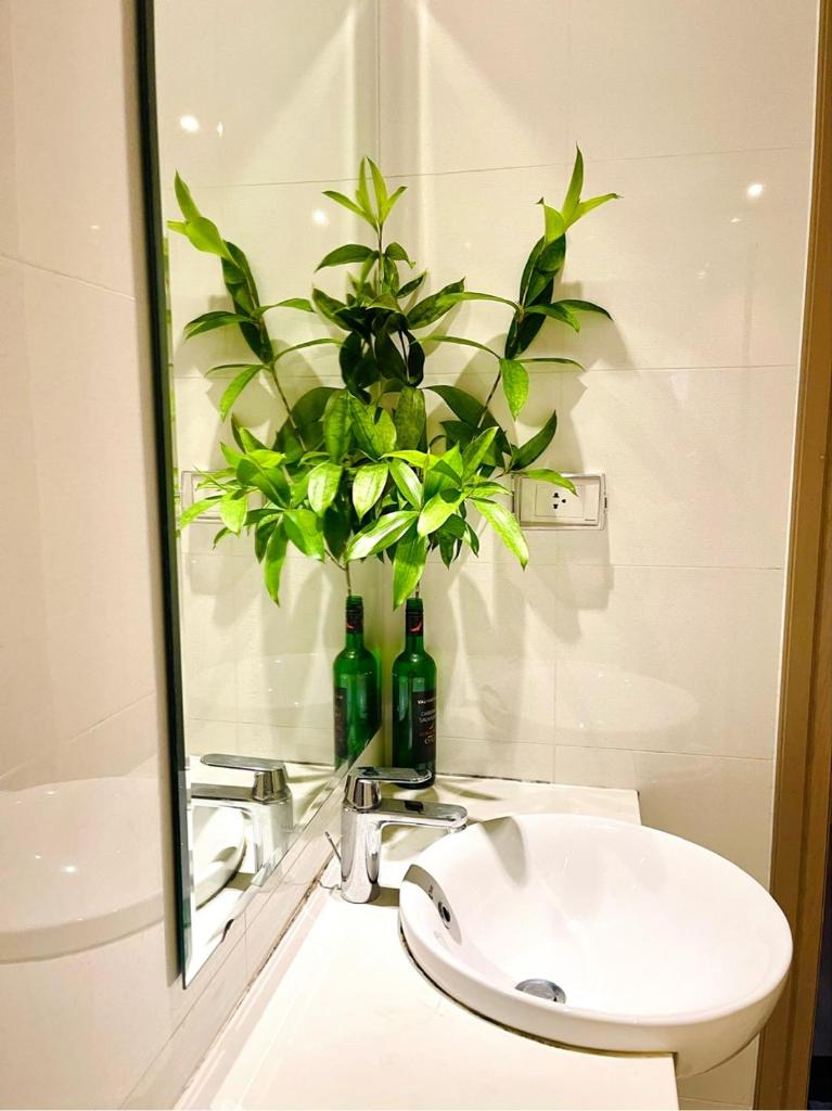 Lana's House Green Bay Ha Long - Near Marina Beach