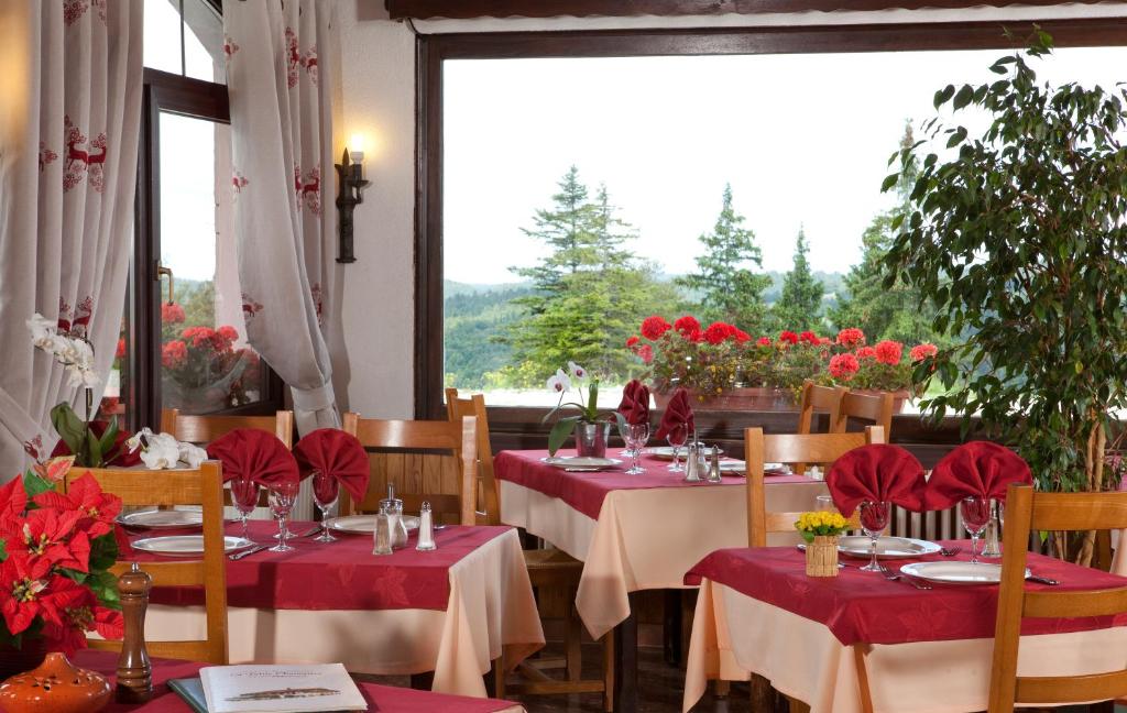 Logis Hôtel La Petite Chaumière photo 4
