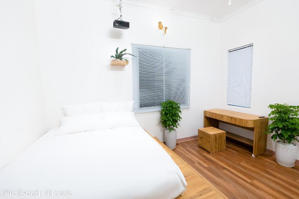 Little Seeds House-Hanoi, 4Brs,Cinema, Old Quarter