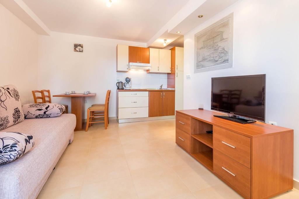Apartment MiMa photo 3