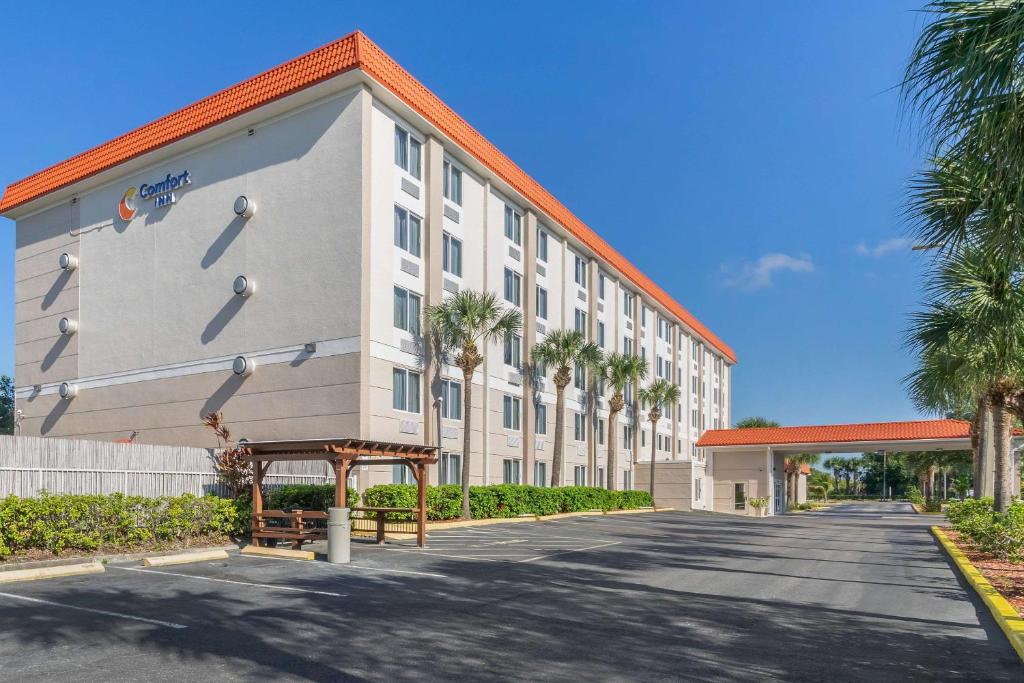 Comfort Inn St Petersburg North image