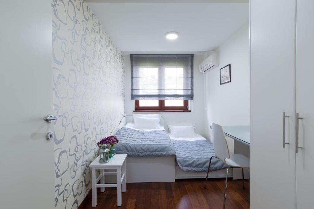 Апартаменты (Апартаменты с 2 спальнями), Apartment 18