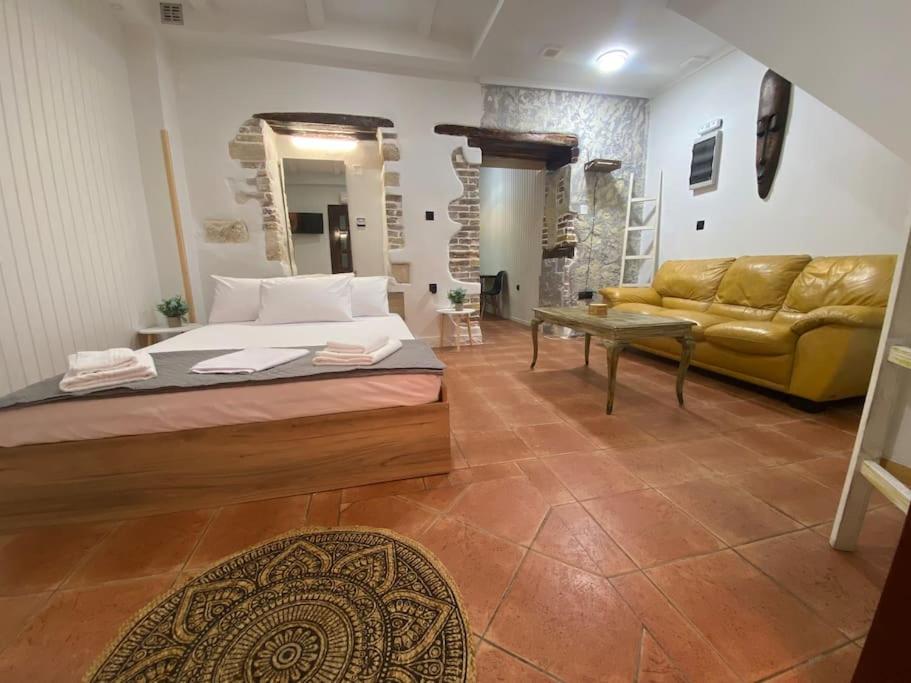 Spla apartments , Διαμέρισμα στην πόλη των Χανίων - Tap to explore photos