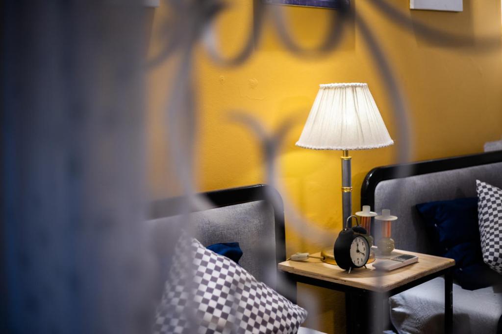 Alley 19th - Free Breakfast and Tours