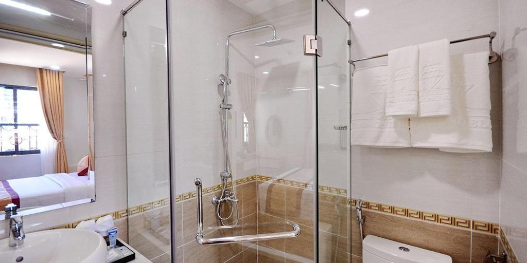 Diamond Blue Hotel NT - by BAY LUXURY