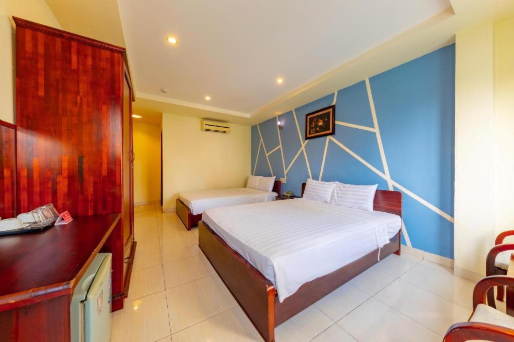 Sika Hotel - ng 112 Hoàng Hoa Thám NT - by BAY LUXURY