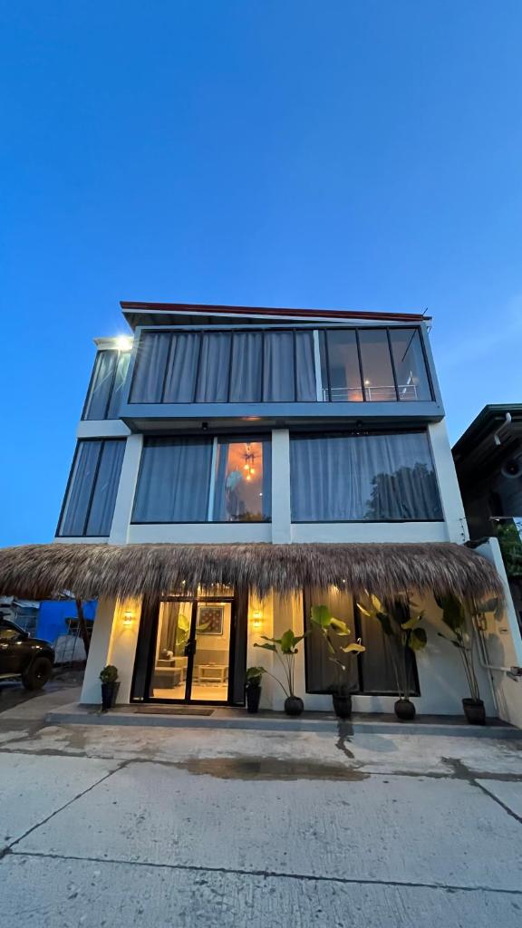 IAO Boutique Hotel - Tap to explore photos