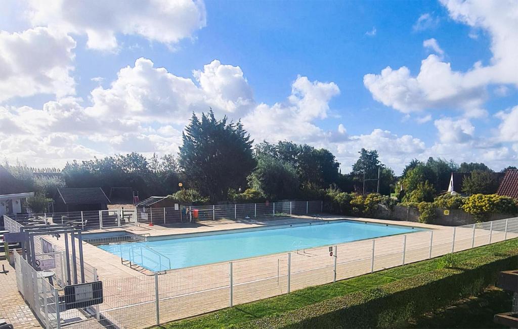 Stunning Apartment In Bredene With Wifi