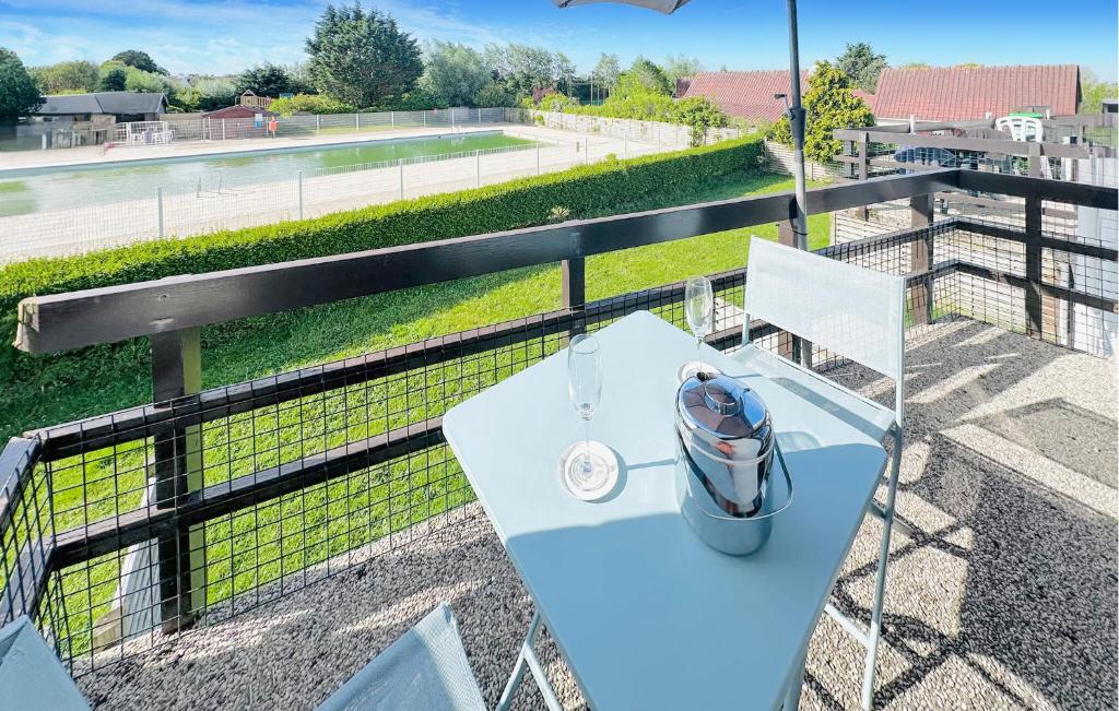 Stunning Apartment In Bredene With Wifi photo 1