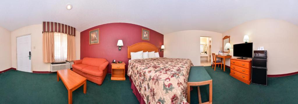 Americas Best Value Inn Lubbock East photo 4