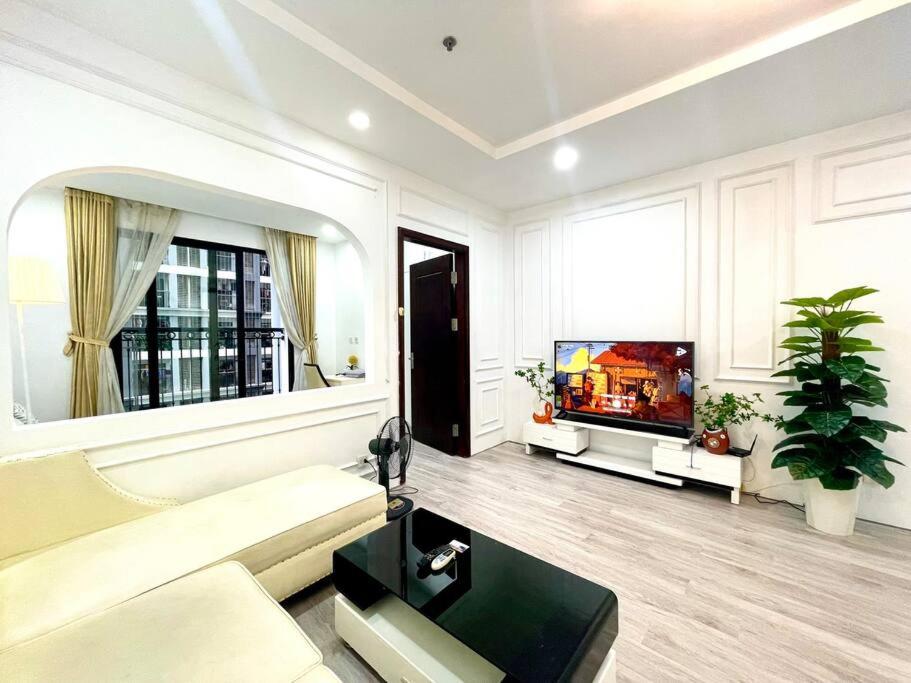 Căn hộ 1 phòng ngủ luxury tòa T8 Times City